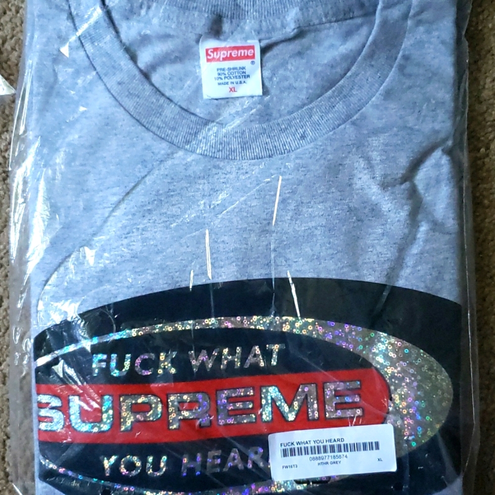 Supreme t shirt